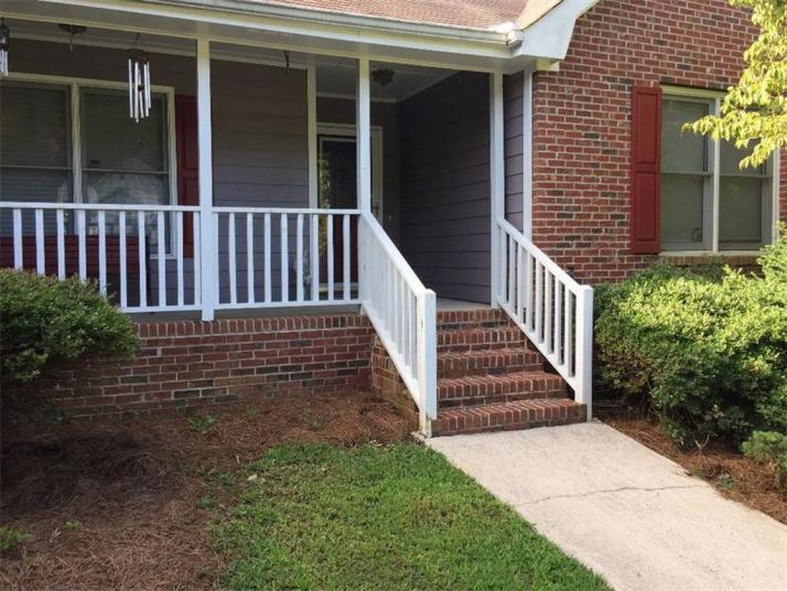 590 Heritage Woods Drive, Dacula, GA 30019
