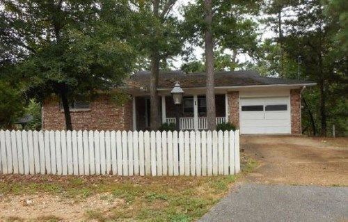 1 Martz Cir, Eureka Springs, AR 72632