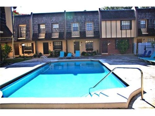 6667 MILLER RD # 14, Miami, FL 33155