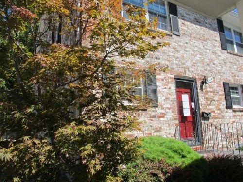 8304 Woodward St, Overland Park, KS 66212