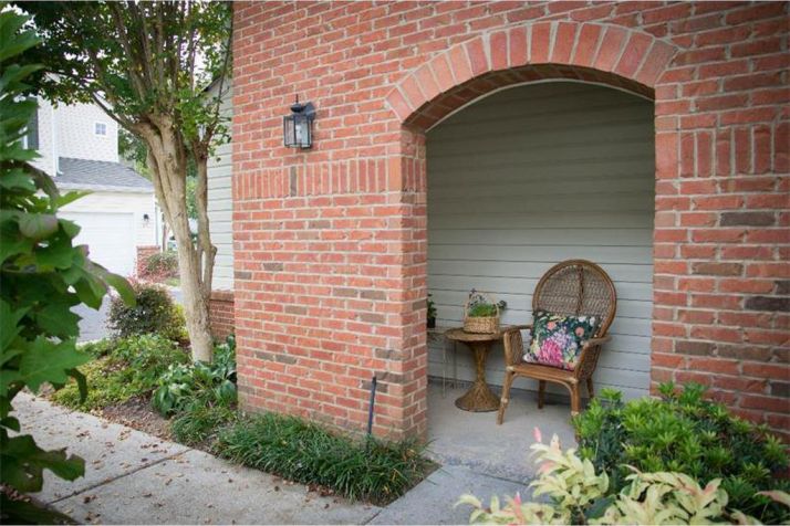 383 Windcroft Circle Nw, Acworth, GA 30101