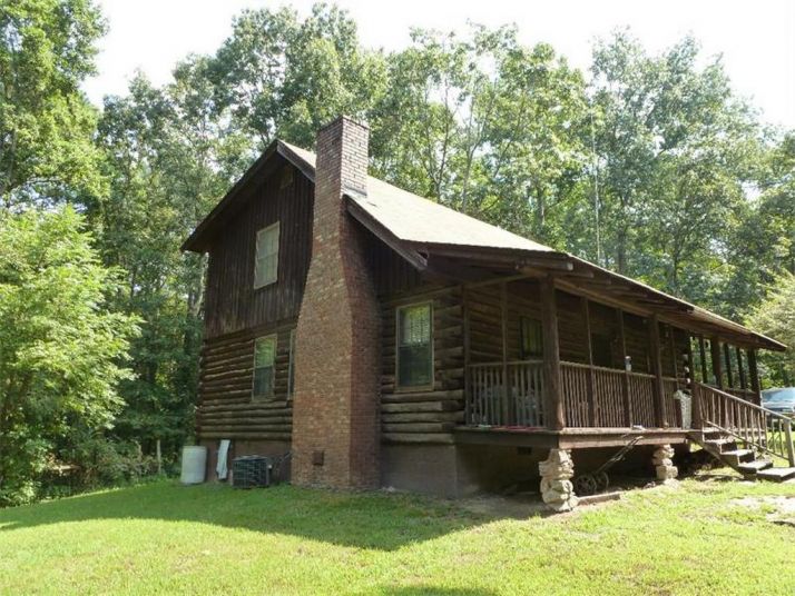 589 Knox Bridge Highway, White, GA 30184