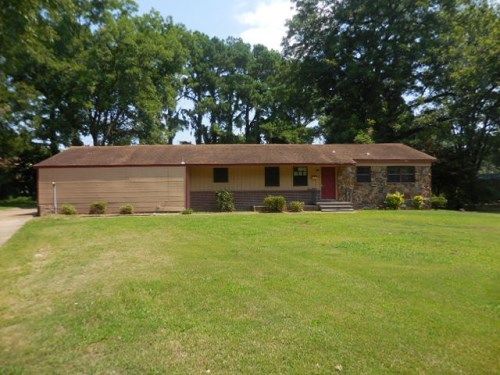 123 Laney Dr, Forrest City, AR 72335