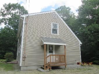 233 Bogue Rd, Weare, NH 03281