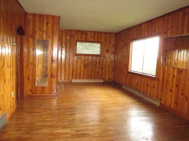 364 Turkeyfoot Trail Rd, Markleton, PA 15551