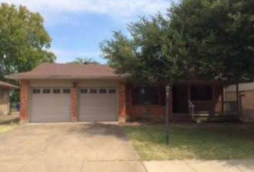 1317 Charleston Dr, Garland, TX 75041