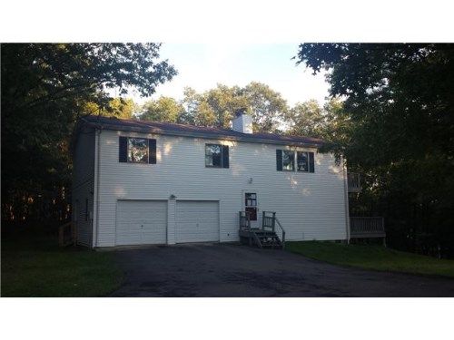 304 Apache Dr, Effort, PA 18330