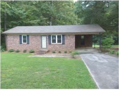 7514 Vance Rd, Kernersville, NC 27284