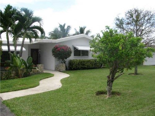 1656 W RIVER DR, Pompano Beach, FL 33063