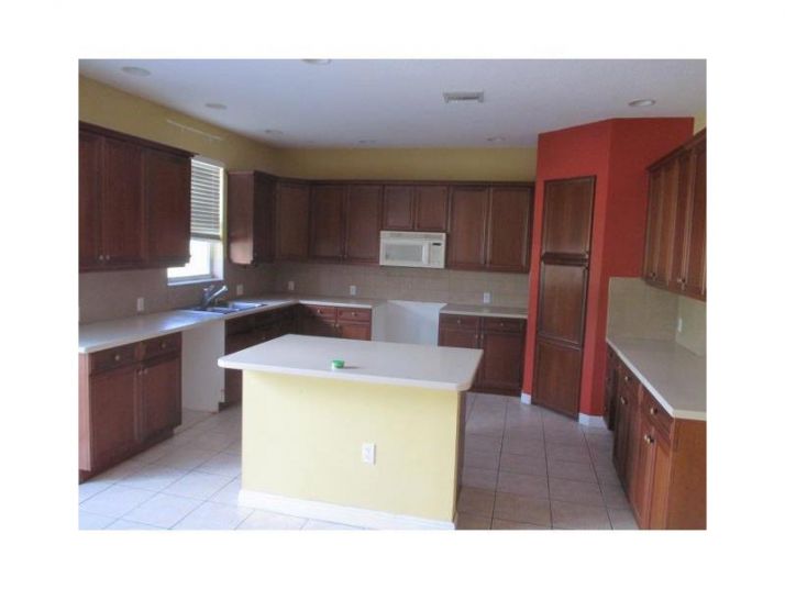 4946 SW 162ND AV, Hollywood, FL 33027