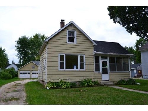 378 Grove St, Fond Du Lac, WI 54935