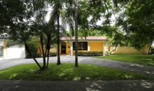 3721 SW 58 AV Miami, FL 33155