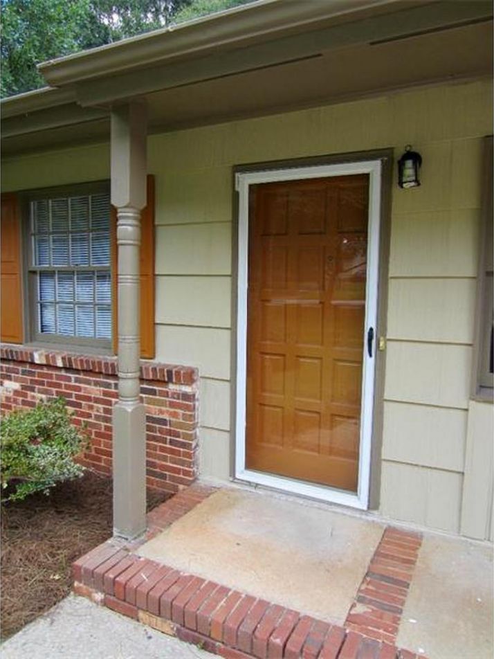 839 Verdi Way, Clarkston, GA 30021