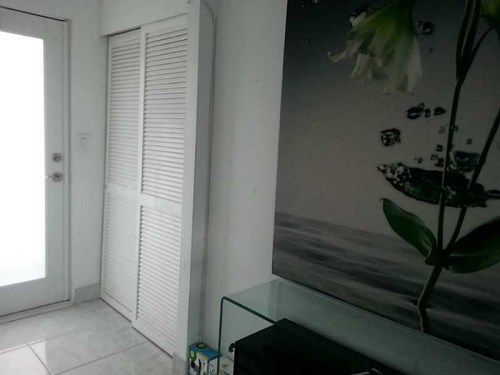 1075 NE MIAMI GARDENS DR # 302, Miami, FL 33179