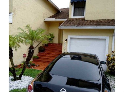 9570 SW 3 CT # 9570, Hollywood, FL 33025
