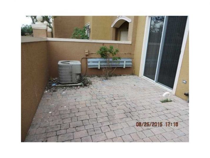 728 SW 106TH AV # 2003, Hollywood, FL 33025