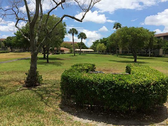 801 SW 133 TE # 102K, Hollywood, FL 33027