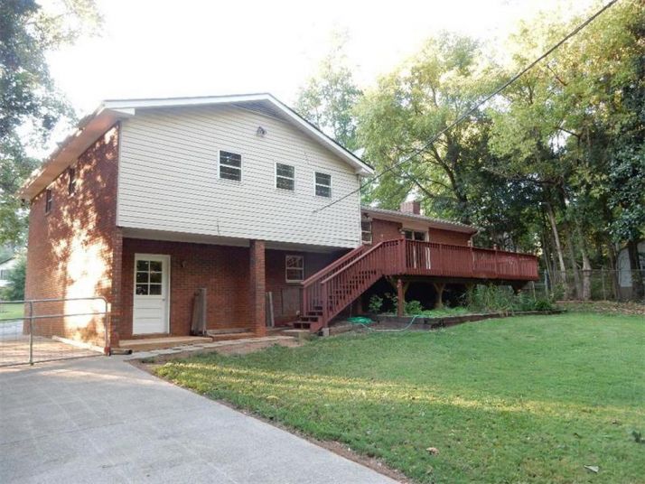 1010 Tanglewood Trail, Woodstock, GA 30189