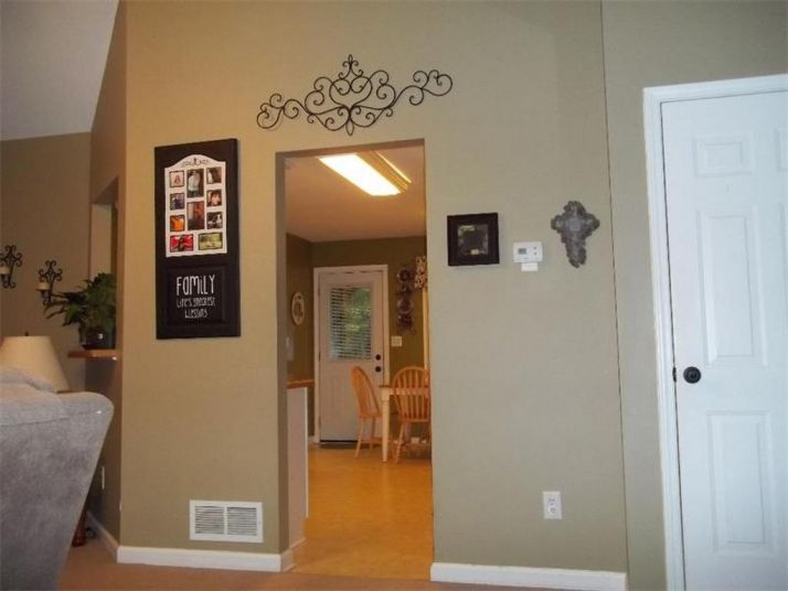 442 Cross Pointe Way, Hiram, GA 30141