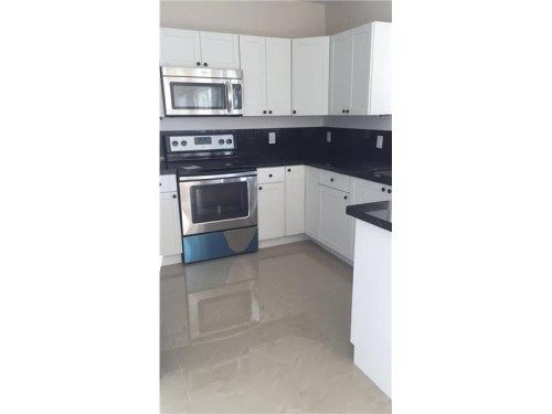 8235 CRESPI BL # 4, Miami Beach, FL 33141