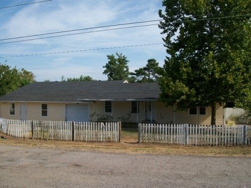 624 E Martin St, Huntington, AR 72940