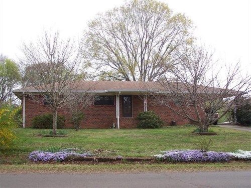 109 Alexander Avenue Se, Lindale, GA 30147