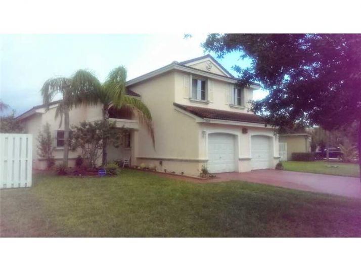 19409 NW 24 PL, Hollywood, FL 33029