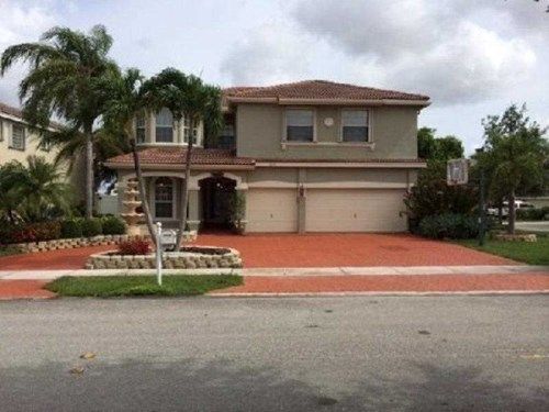 16135 SW 14 ST, Hollywood, FL 33027