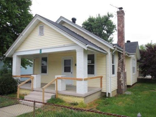 306 W Main St, Newtonsville, OH 45158
