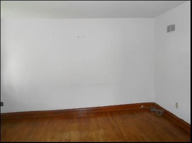 3435 Lindscott Ave, Lostant, IL 61334