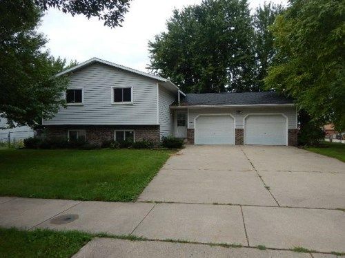 206 Hilltop Ave, Owatonna, MN 55060