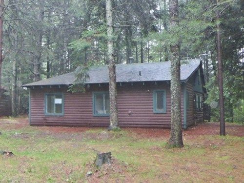 610 Algonquin Trl, Mio, MI 48647