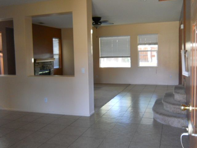 864 Browning Ct, San Jacinto, CA 92583