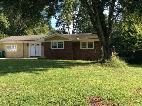 885 Parkstone Drive, Stone Mountain, GA 30083