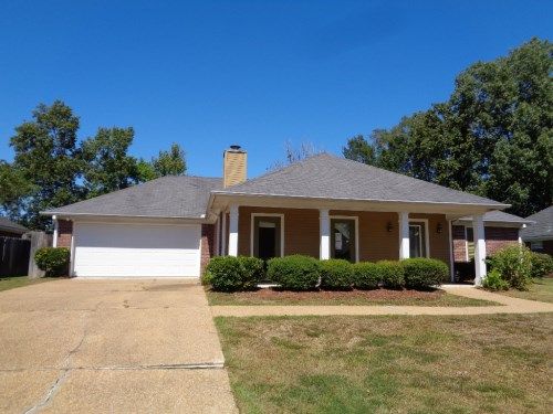 339 White Oak Dr, Brandon, MS 39047