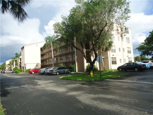 7800 NW 18 ST # 307, Pompano Beach, FL 33063