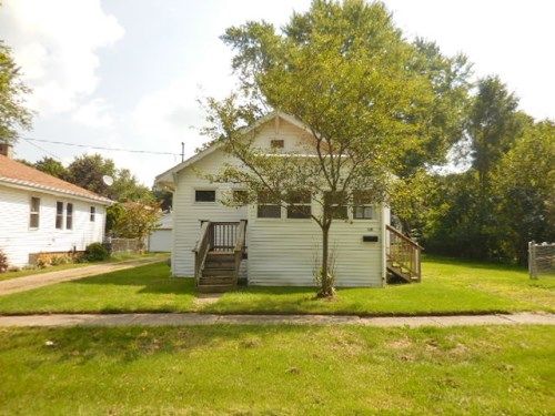 826 Washburn Ave, Kalamazoo, MI 49048