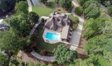 4900 Thornhill Drive Nw Acworth, GA 30101