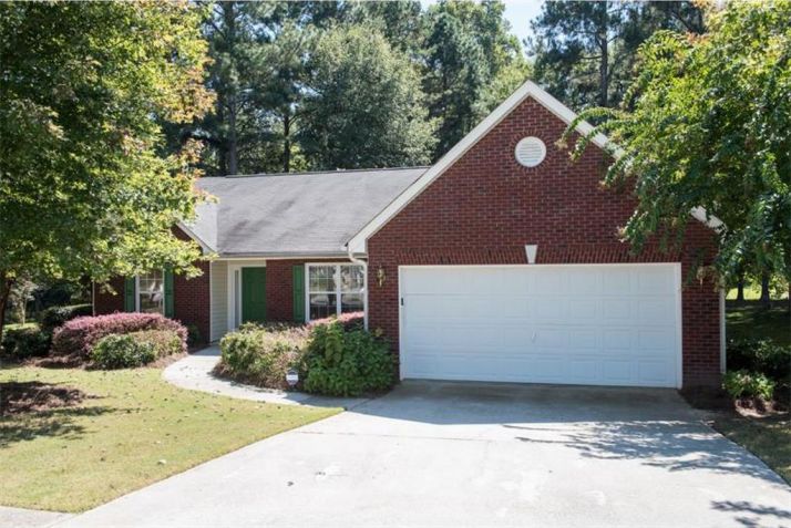 4000 Brushy Wood Drive, Loganville, GA 30052