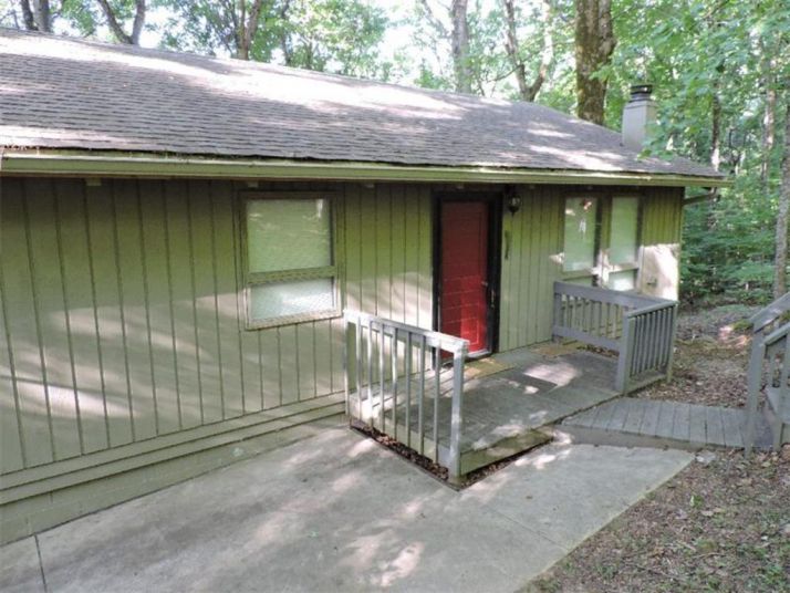351 Chestnut Cove Trail, Jasper, GA 30143