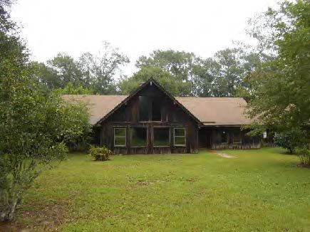 18 Gould Rd, Carriere, MS 39426