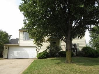 1014 Fox Trace Dr, Anderson, IN 46013