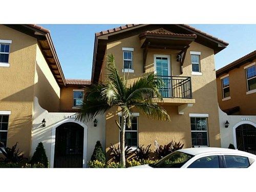 14617 SW 15 ST, Hollywood, FL 33027