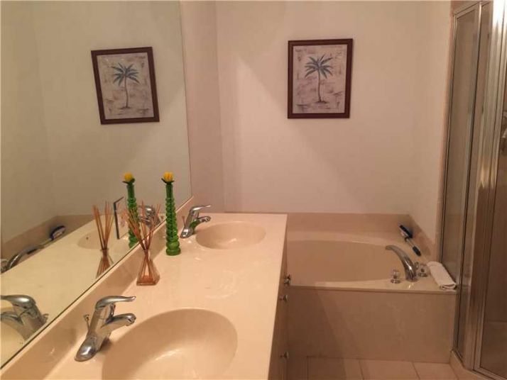 3727 OLEANDER TER # 3727, West Palm Beach, FL 33404