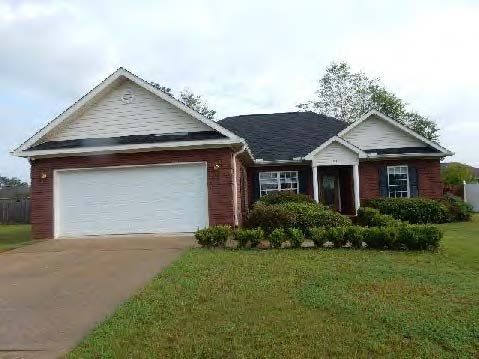 107 E Dogwood Dr, Enterprise, AL 36330