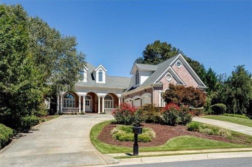 5635 Laurel Oak Drive, Suwanee, GA 30024