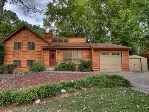 120 Roswell Farms Lane, Roswell, GA 30075