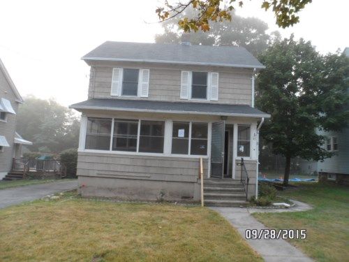 43 Clinton St, Meriden, CT 06450