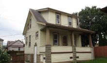 139 Davis St Wyandotte, MI 48192