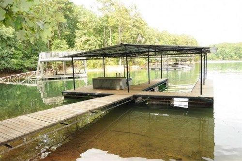 9015 Hayes Drive, Gainesville, GA 30506